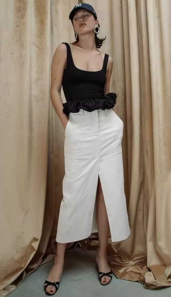 Graceful Allure: Elegant Pleated Backless Sleeveless Maxi Dresses